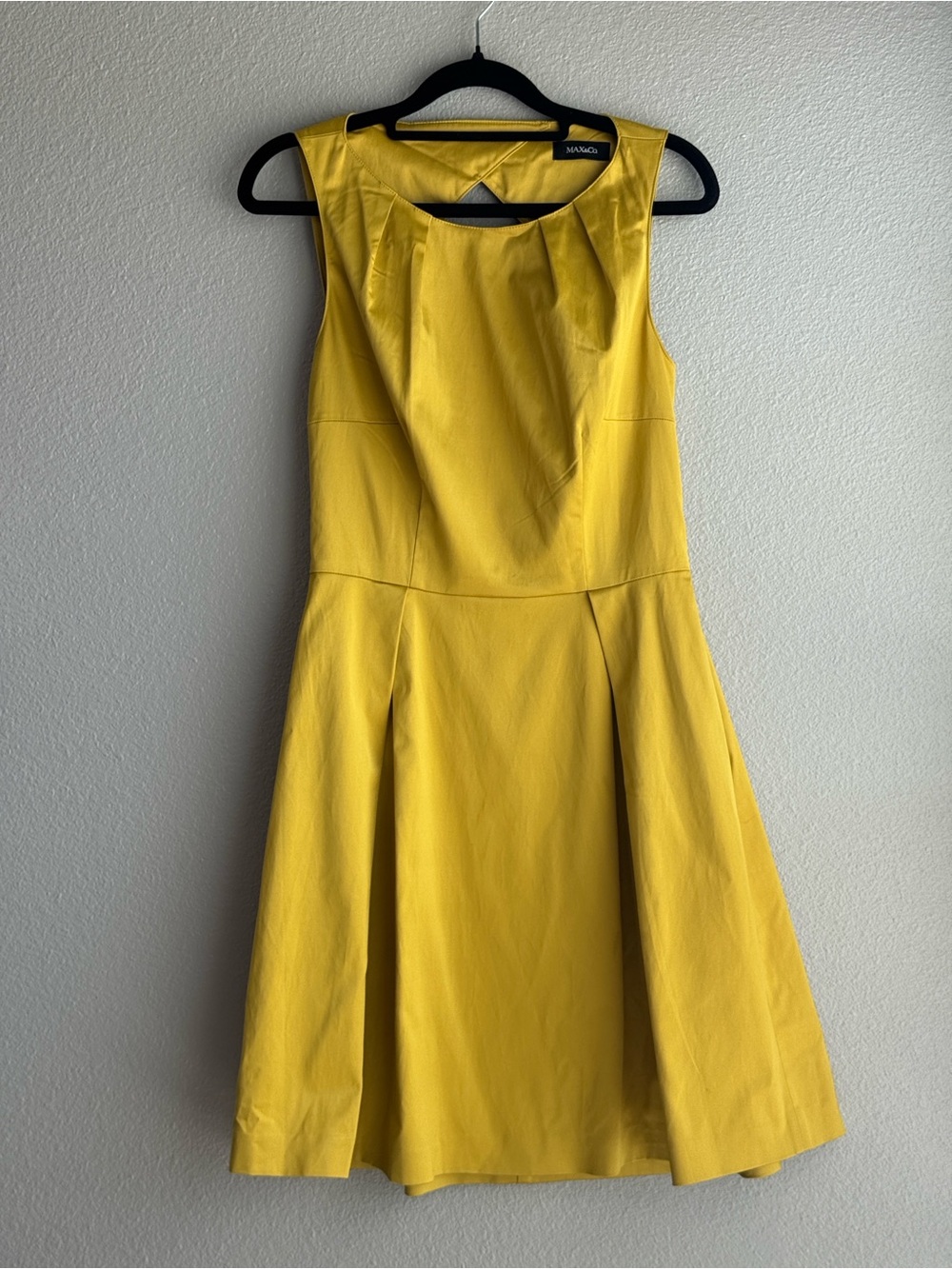 Max & Co. Sleeveless Fit-and-Flare Midi Cocktail Dress - Size 4